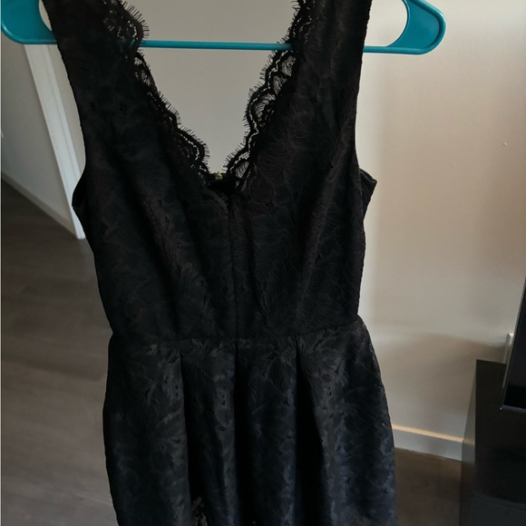 ELEGANT H&M LACE DRESS SIZE 4 - Picture 3 of 6